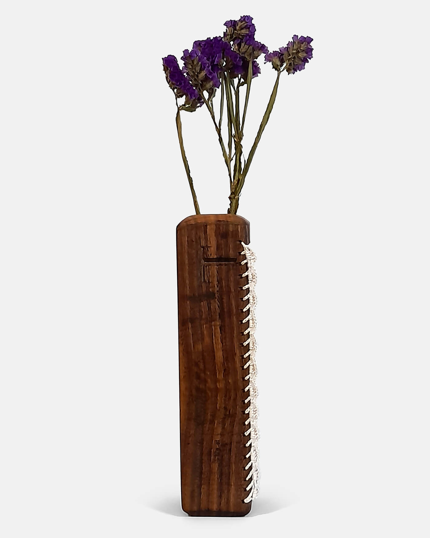 Jarra Campelo - janela com ferrugem